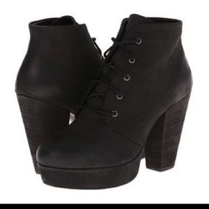 Steve Madden “Raspy” Platform Bootie